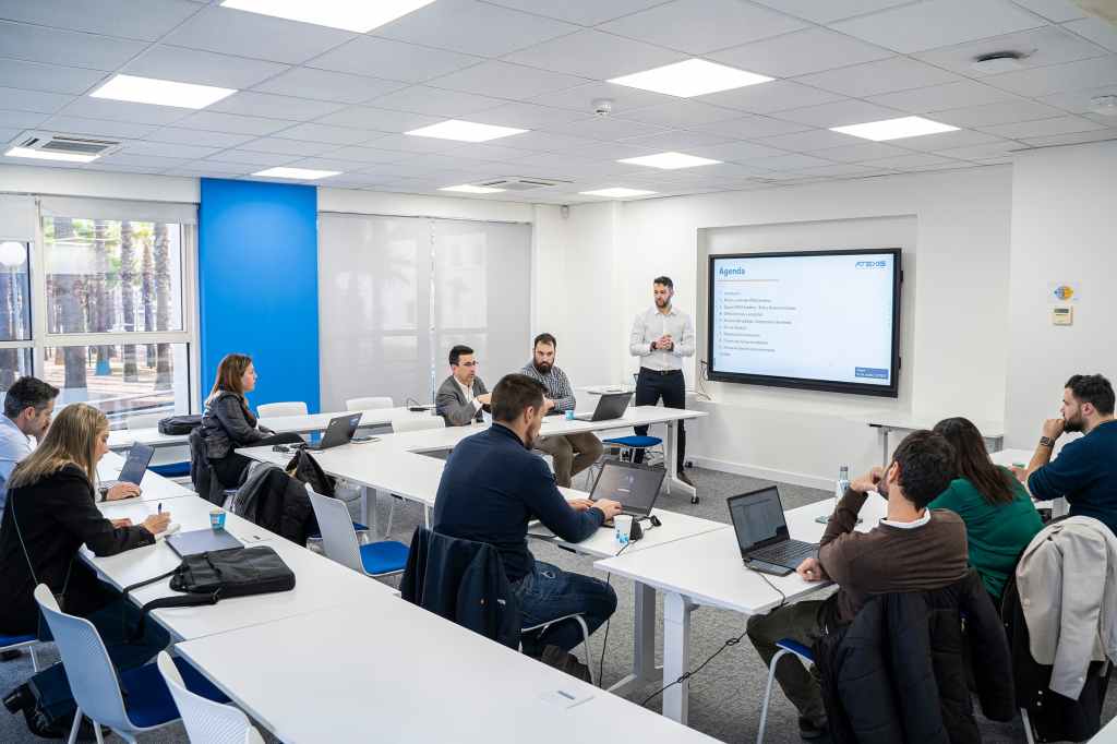 Buscan talento en Sevilla: Atexis contratará 130 ingenieros y técnicos antes de que termine este año&nbsp;2023