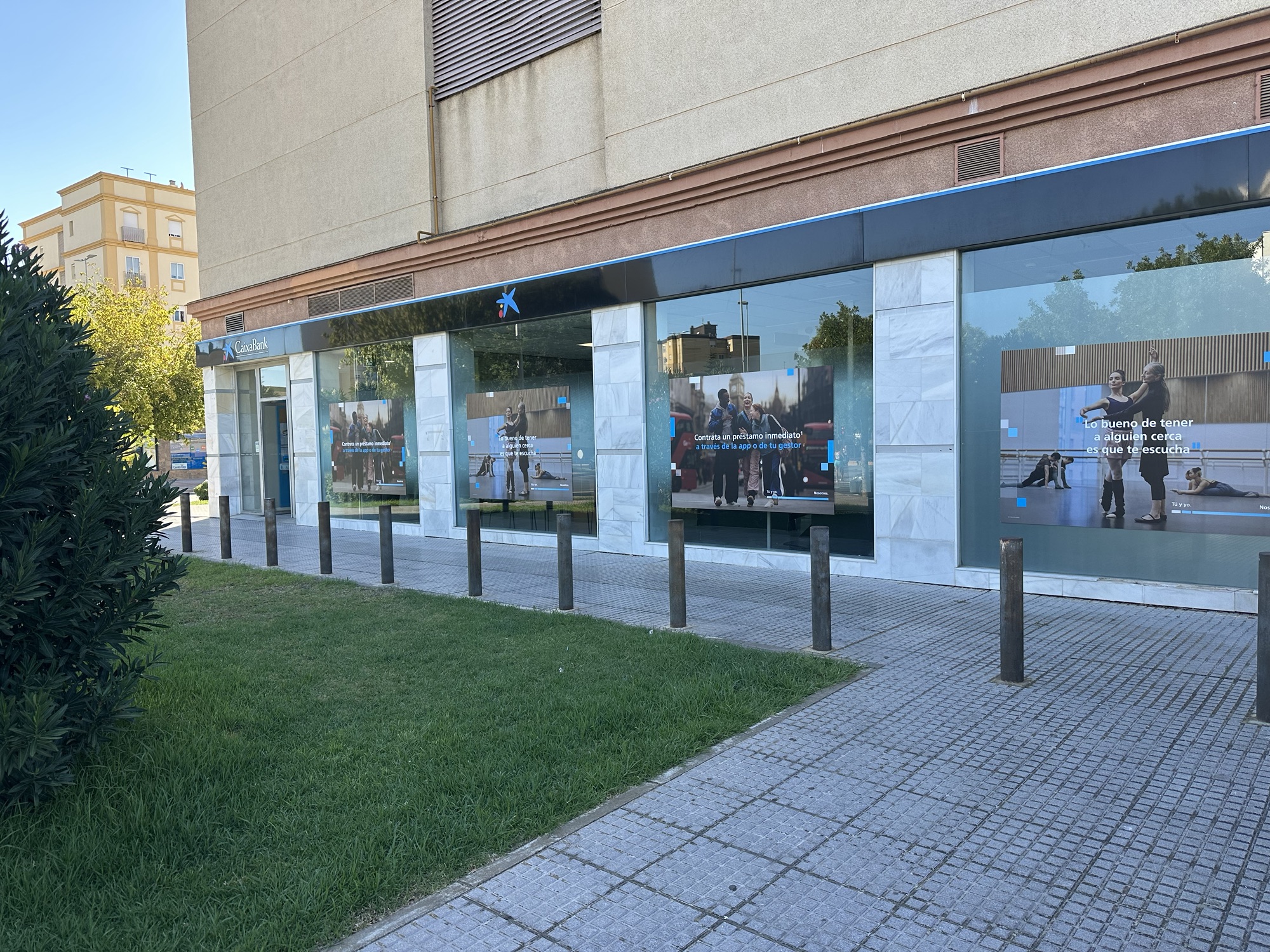 CaixaBank, el poder catalán en Andalucía: 87.000 millones en activos, 3,1 millones de clientes y una enorme influencia en la economía y la política